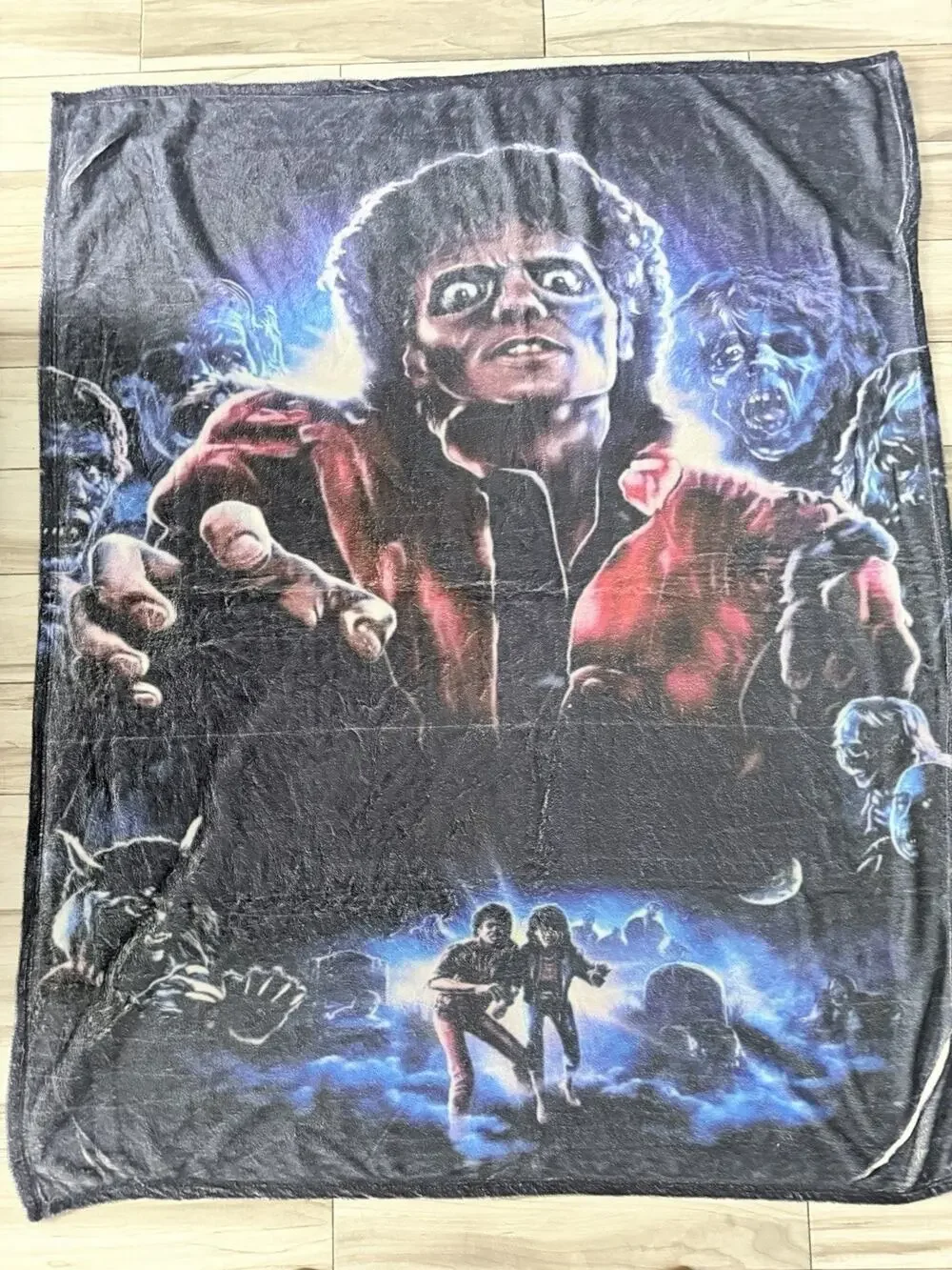 Plush Flannel Blanket With A Michael Jackson Thriller Theme 50 X 60 Brand New